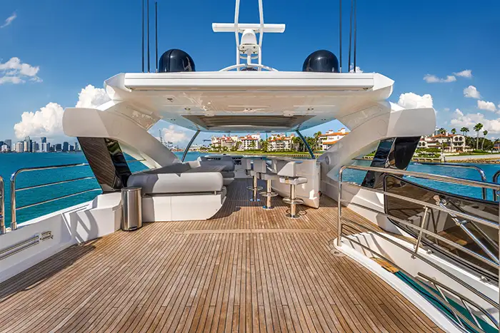 go-yacht-01